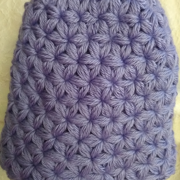 Jasmine stich handmade cozy hat and cowl - Picture 11 of 16